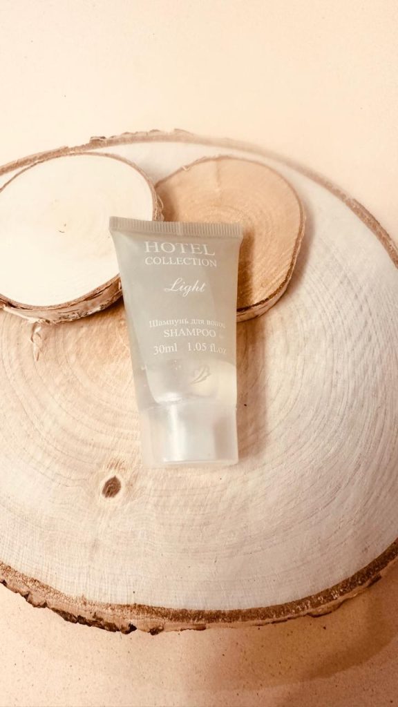 Шампунь  в тюбике 30 мл  HOTEL COLLECTION
