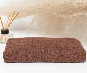 Коричневое банное полотенце 140×70 см — плотность 500 г/м², производство Ташкент