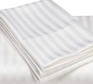Простынь страйп-сатин              2х спальный 250*270 см, белая
